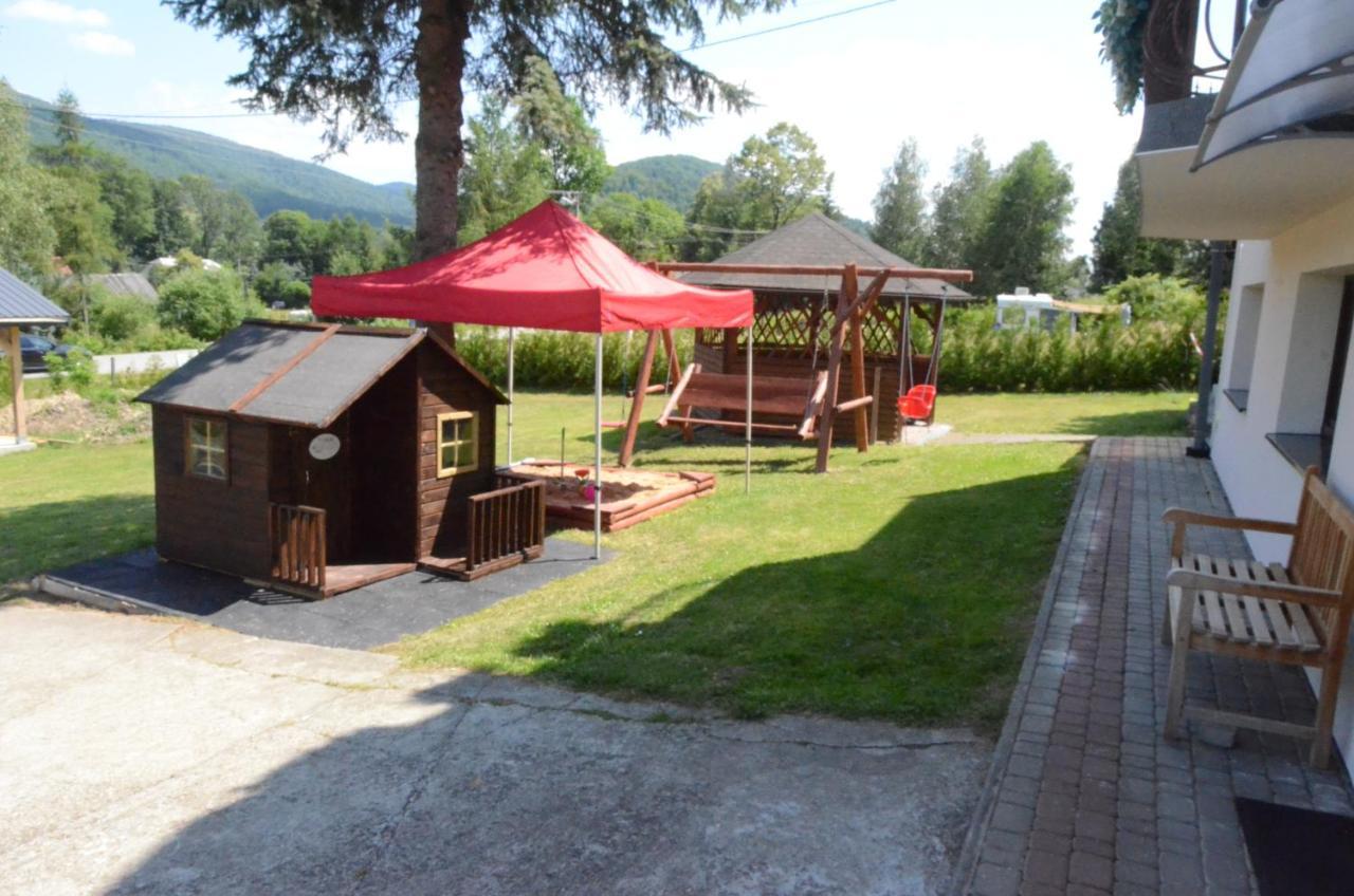 Pod Rusztem Agroturystyka Wysowa-Zdrój Esterno foto